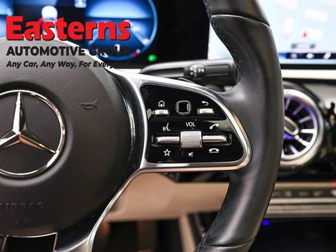 Used 2023 Mercedes-Benz CLA 250 4MATIC image 17