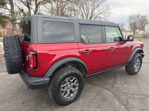 New 2025 Ford Bronco Badlands image 5