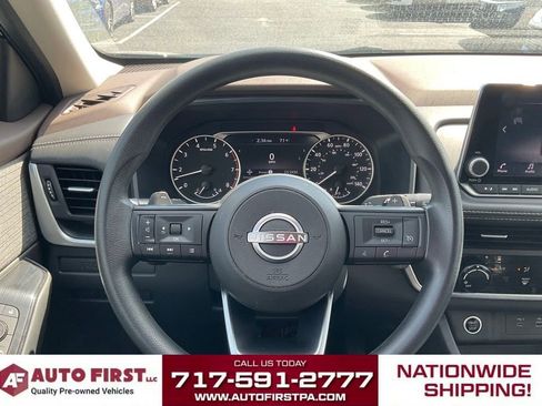 Used 2023 Nissan Rogue S AWD/4WD image 24