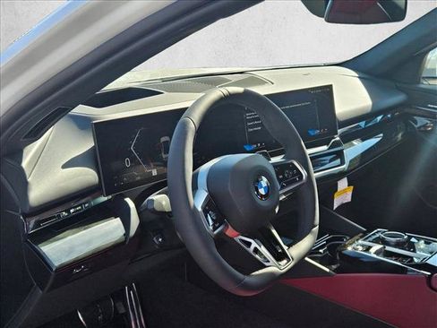 Used 2026 BMW 530i xDrive AWD/4WD image 9