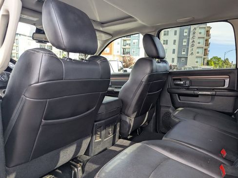 Used 2016 RAM 1500 Laramie AWD/4WD image 34