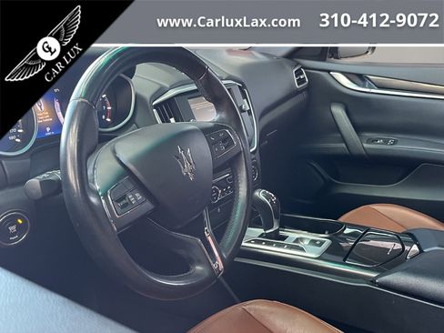 Used 2016 Maserati Ghibli image 19