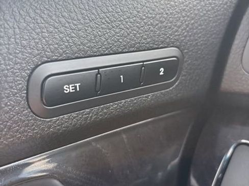 Used 2014 Kia Sorento SX w/ 3rd Row Package FWD image 19