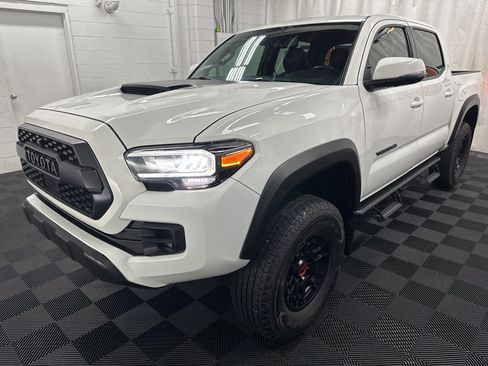 Used 2023 Toyota Tacoma TRD Pro image 4