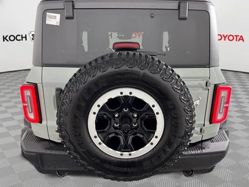 Used 2023 Ford Bronco Badlands w/ Sasquatch Package AWD/4WD image 18