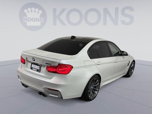 Used 2018 BMW M3 image 7