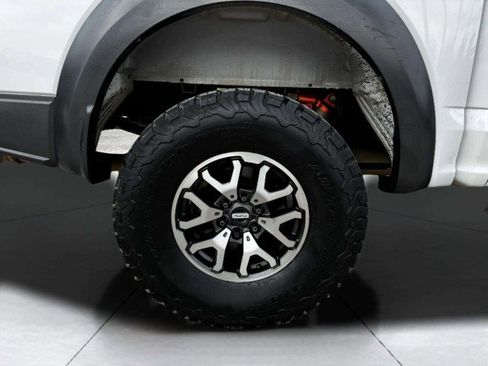 Used 2019 Ford F150 Raptor w/ Equipment Group 802A Luxury image 52