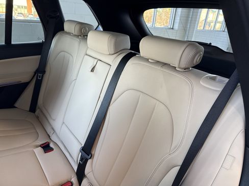 Used 2021 BMW X5 sDrive40i w/ Convenience Package image 39