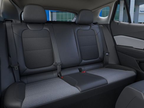 New 2026 Chevrolet Trax LT image 17