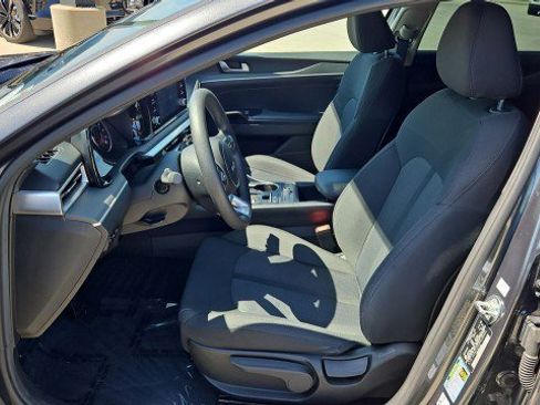 Used 2023 Kia K5 LXS FWD image 18
