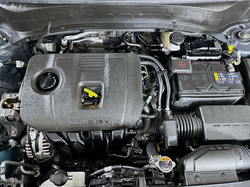 Used 2025 Kia Seltos S image 32