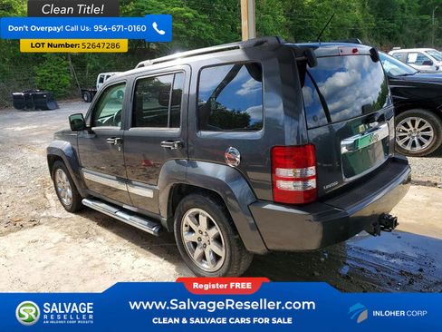 Used 2010 Jeep Liberty Limited w/ Tire & Wheel Group RWD image 3