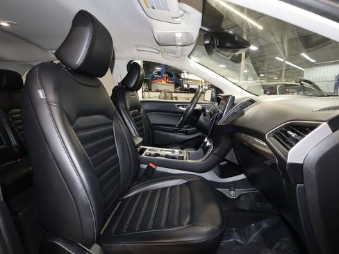 Used 2024 Ford Edge SEL image 26