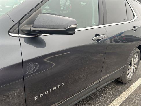 Used 2022 Chevrolet Equinox Premier image 17