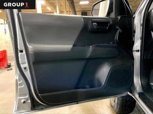 Used 2022 Toyota Tacoma SR image 16