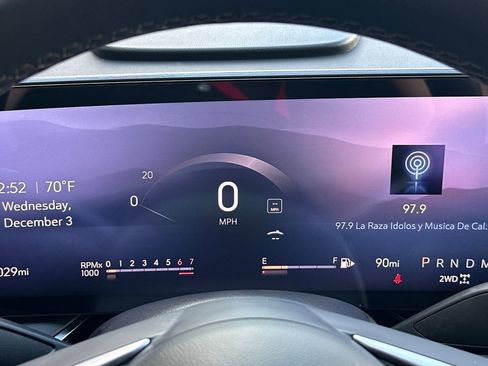 Used 2025 Buick Envision Preferred image 34