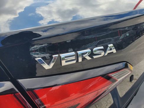 New 2025 Nissan Versa SV w/ Trunk Package FWD image 12