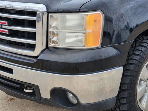 Used 2012 GMC Sierra 1500 SLT w/ SLT Convenience Package image 9