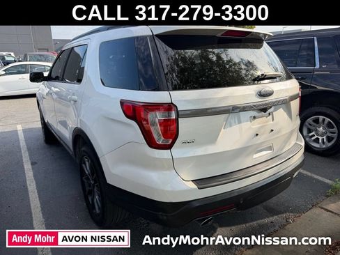 Used 2018 Ford Explorer XLT w/ Equipment Group 202A AWD/4WD image 6