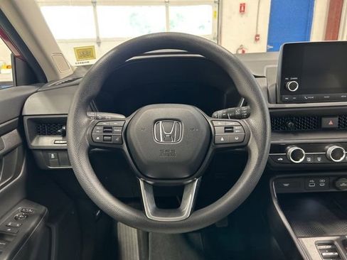Certified 2025 Honda CR-V EX image 17