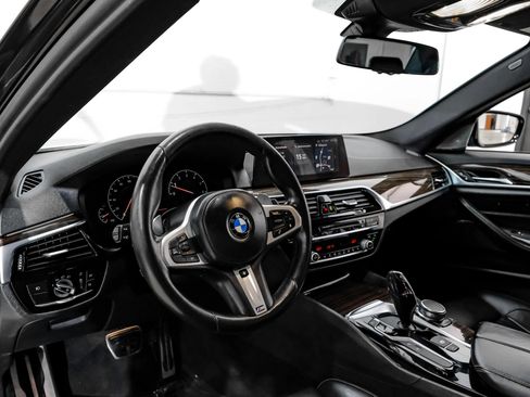 Used 2019 BMW 540i w/ M Sport Package RWD image 24
