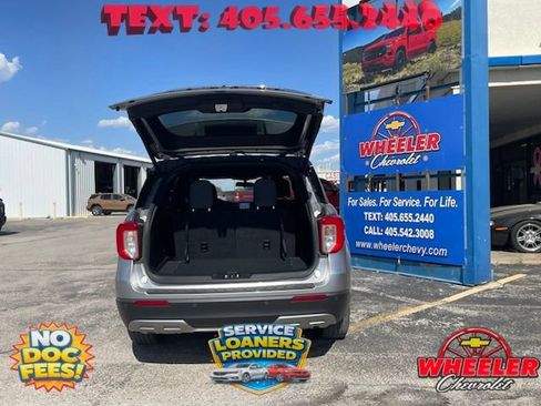 Used 2020 Ford Explorer XLT w/ Equipment Group 202A RWD image 7