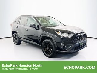 Used 2021 Toyota RAV4 XLE FWD video 1