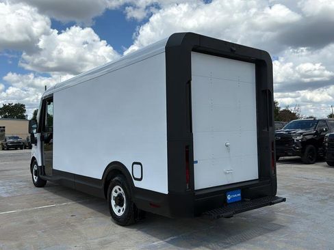 Used 2024 Chevrolet Brightdrop 600 w/ Commercial Equipment Package AWD/4WD image 5