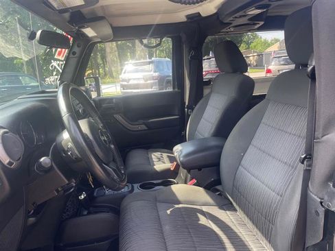 Used 2012 Jeep Wrangler Sport AWD/4WD image 9
