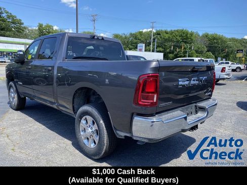 New 2026 RAM 2500 Big Horn AWD/4WD image 3