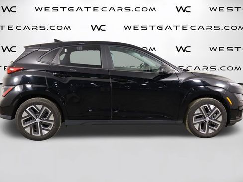 Used 2023 Hyundai Kona SE w/ Cargo Package image 39