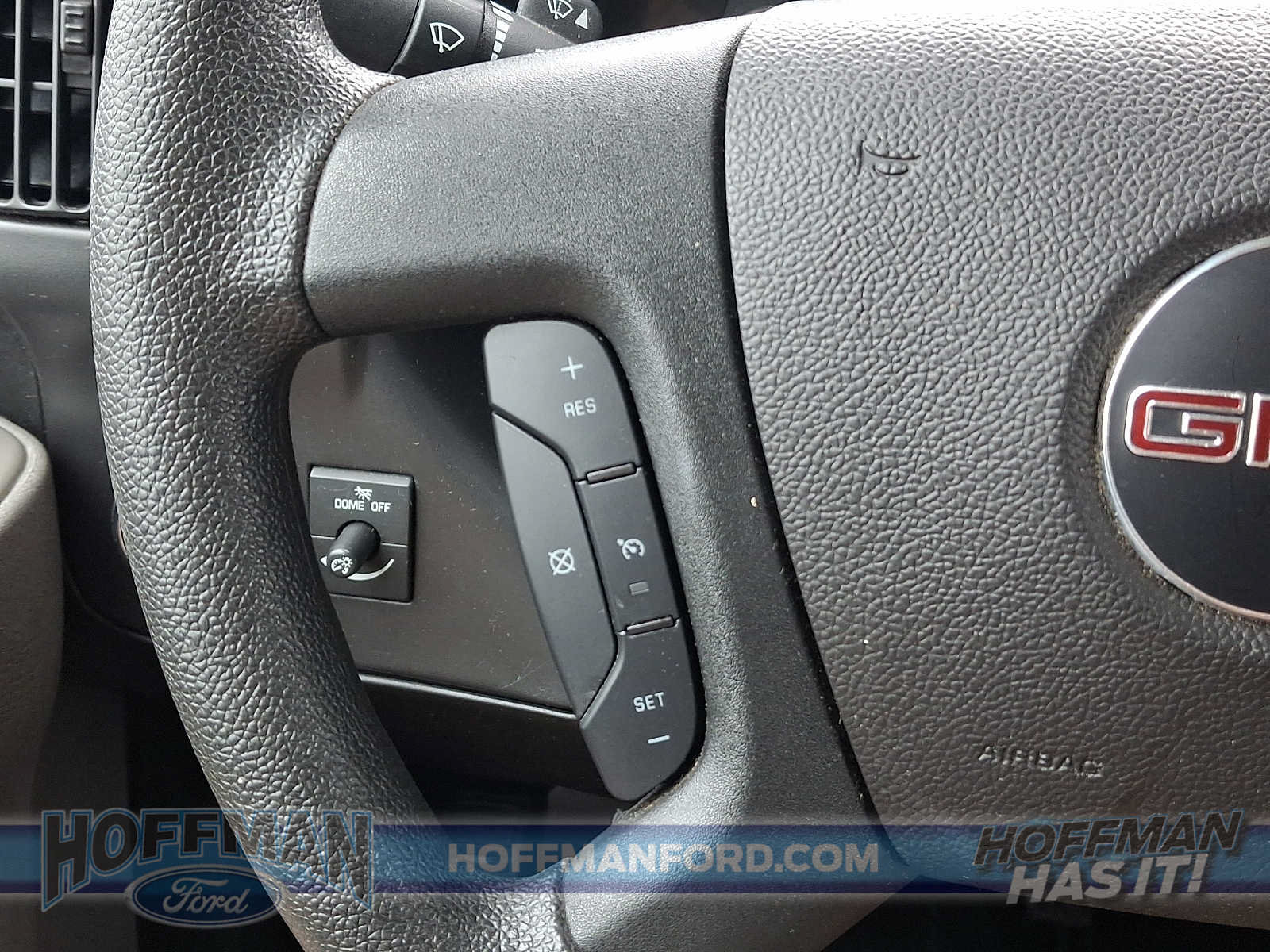 Used 2025 GMC Savana 2500 w/ Driver Convenience Package RWD image 21