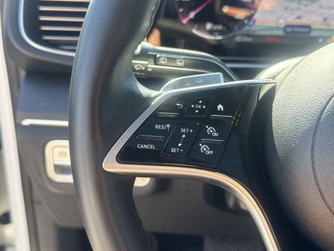 Used 2024 Mercedes-Benz GLE 350 4MATIC image 18