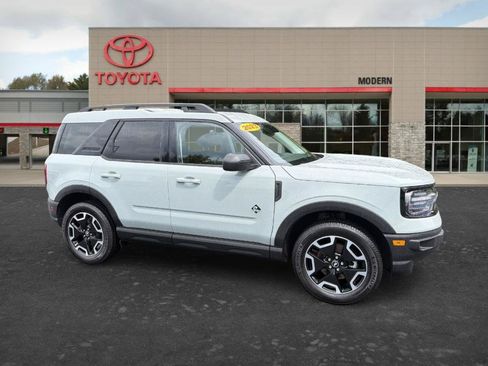 Used 2023 Ford Bronco Sport Outer Banks AWD/4WD image 3
