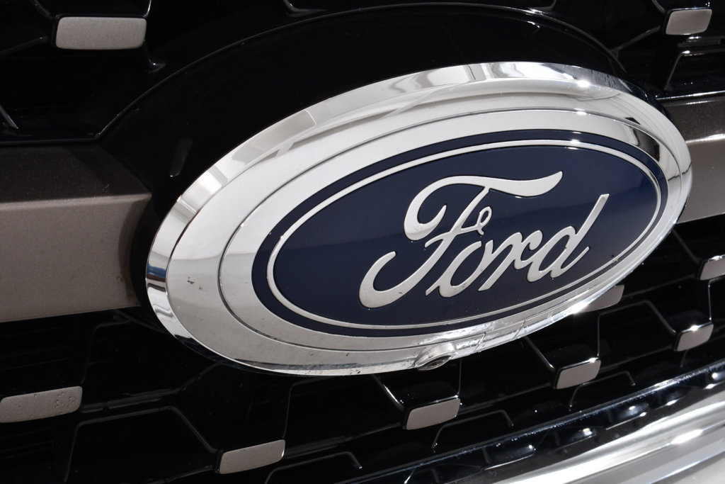 Used 2022 Ford F150 King Ranch w/ Bed Utility Package AWD/4WD image 20