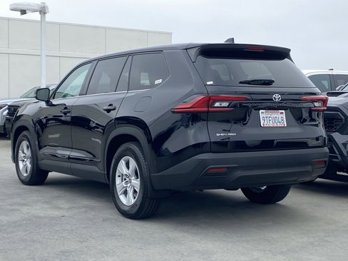 Certified 2025 Toyota Grand Highlander AWD Hybrid image 5