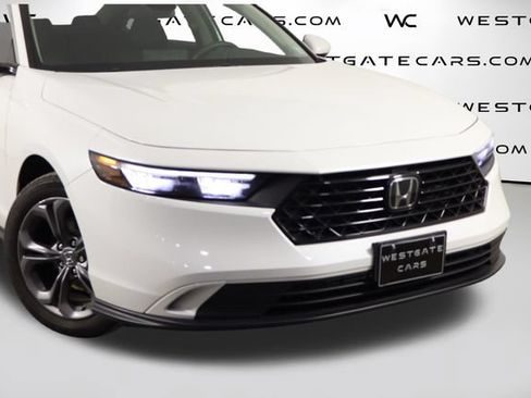 Used 2024 Honda Accord EX image 41