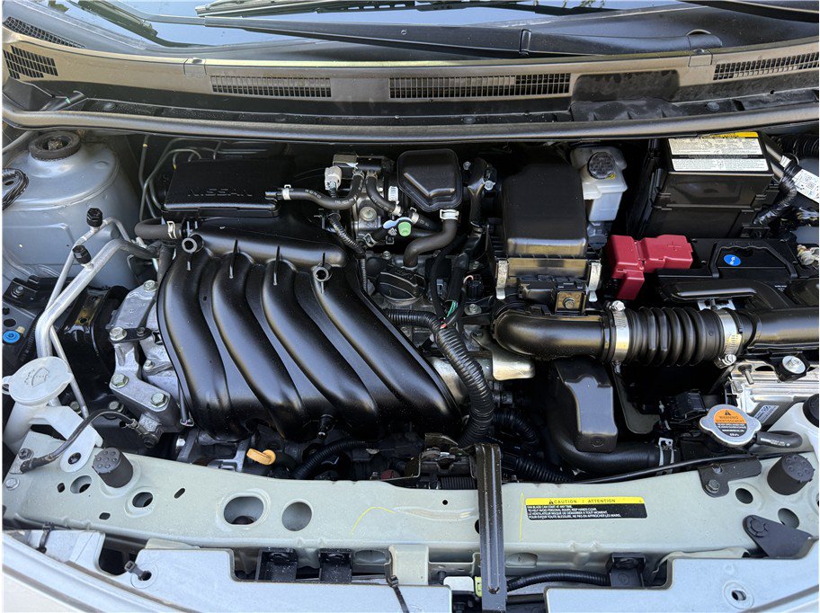 Used 2015 Nissan Versa Note SV FWD image 11