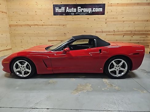 Used 2006 Chevrolet Corvette Convertible RWD image 7