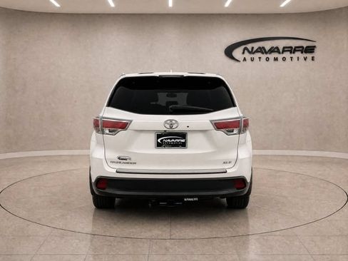 Used 2016 Toyota Highlander XLE FWD image 6