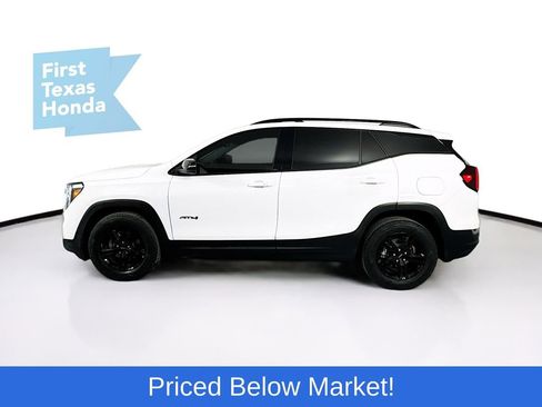 Used 2022 GMC Terrain AT4 w/ Infotainment Package II image 4
