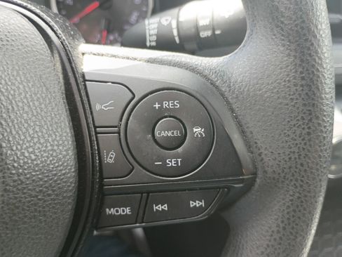 Used 2019 Toyota RAV4 XLE image 32