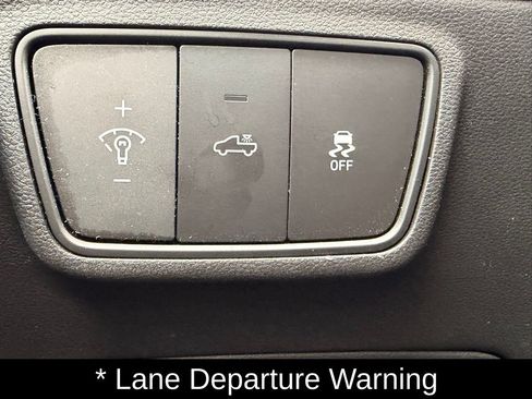 Certified 2024 Hyundai Santa Cruz Limited AWD/4WD image 21