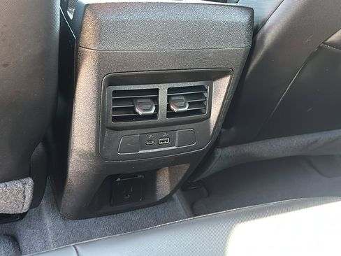 Used 2023 Chevrolet Colorado Z71 w/ Z71 Convenience Package 2 image 27