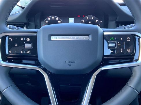 New 2025 Land Rover Discovery Sport S image 21