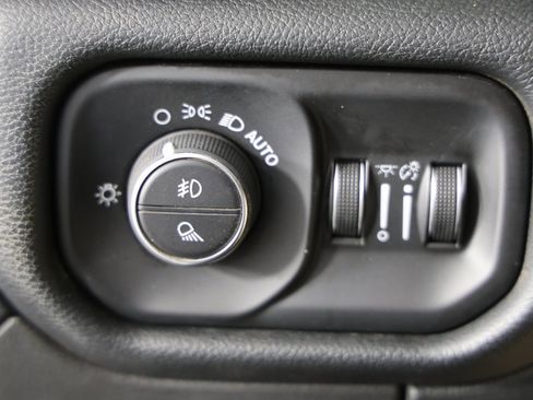 Used 2021 RAM 1500 Laramie w/ Laramie Southwest Edition image 27