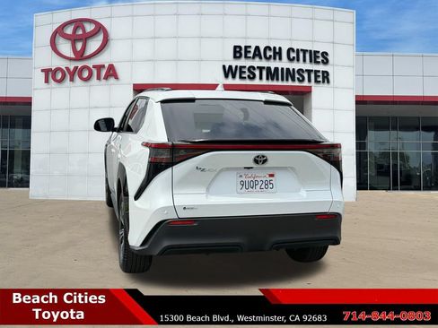 Certified 2025 Toyota bZ4X FWD image 9