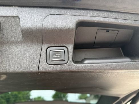 Used 2018 GMC Acadia SLT AWD/4WD image 35