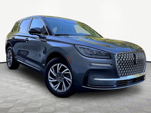 Used 2023 Lincoln Corsair AWD w/ Equipment Group 101A image 3