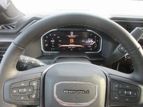 New 2026 GMC Sierra 2500 Denali Ultimate image 18